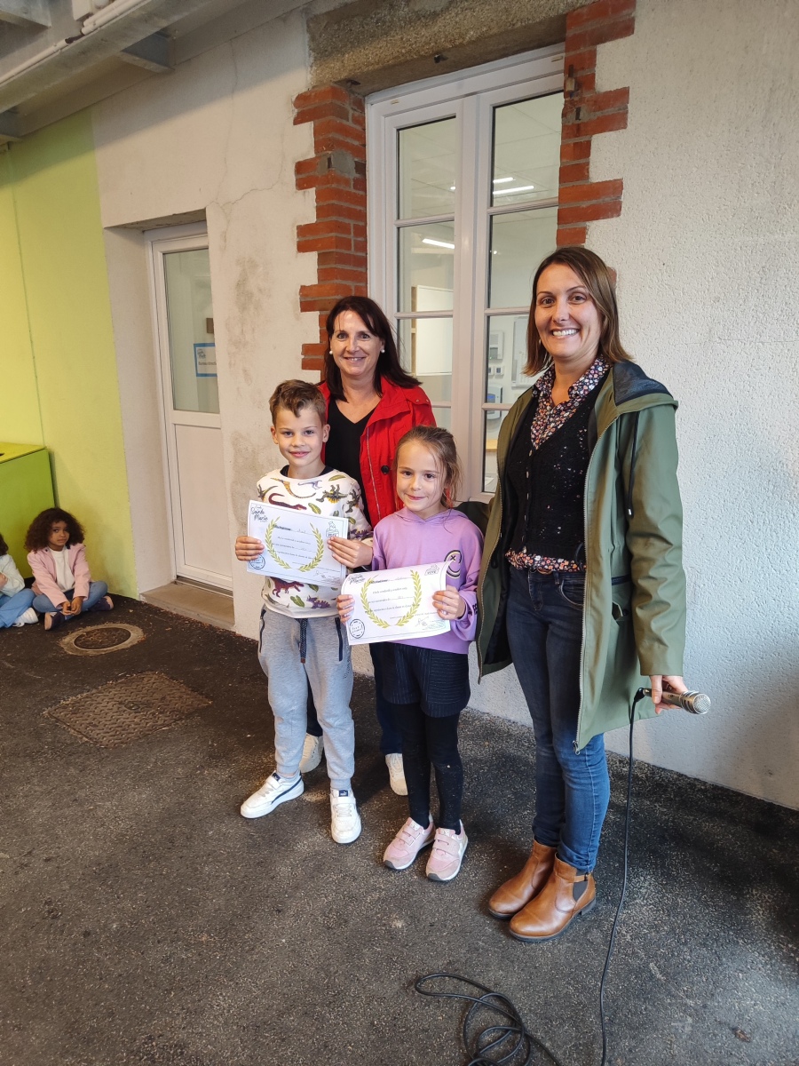 1759520903879 1759520903879